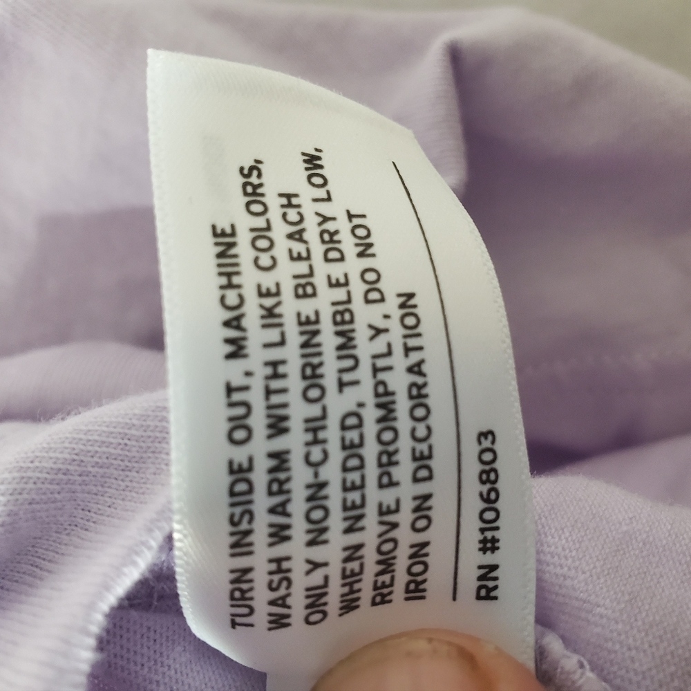 💥 DULUTH TRADING CO. Graphic Tee with Chicken Design - Picture 7 of 8